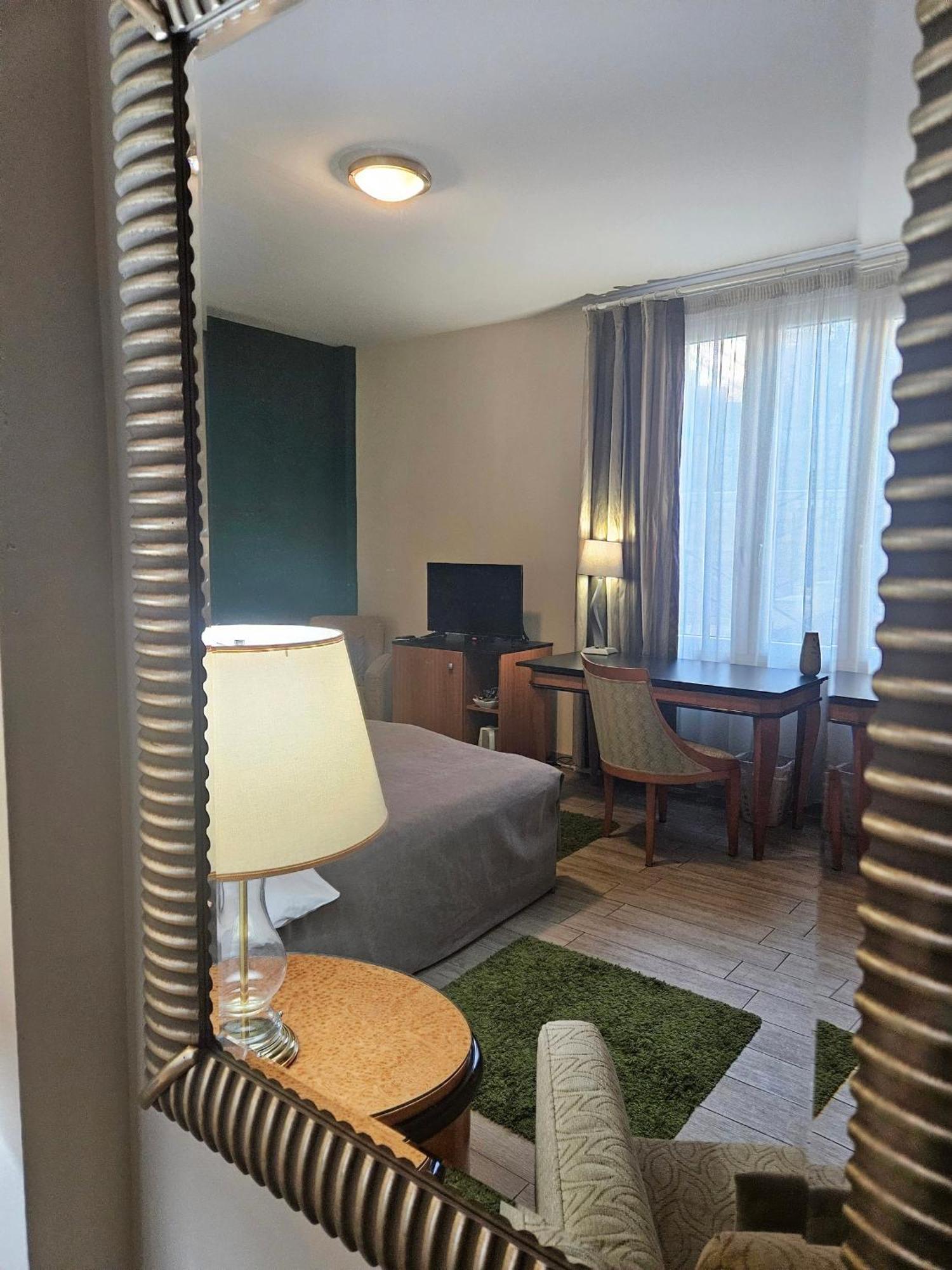 Male stepenice Belgrad Exterior foto